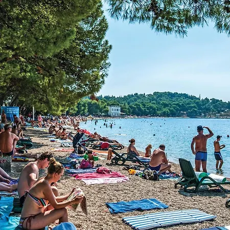 Cozy In With Sauna Semesterbostad Makarska