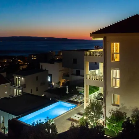 Cozy In With Sauna Makarska