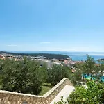 Awesome Home In Makarska With Sauna *