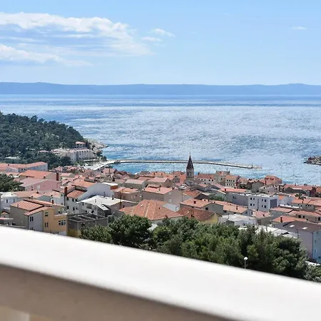 Cozy In With Sauna Makarska