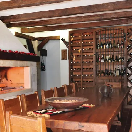 Cozy In With Sauna Makarska