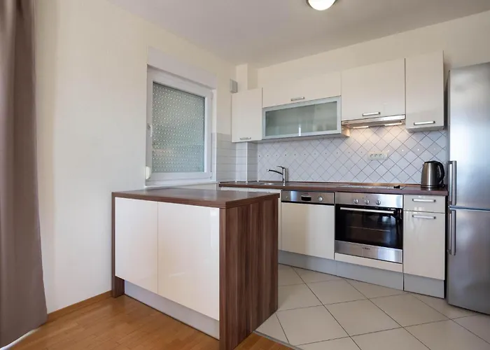 Cozy In With Sauna מאקרסקה