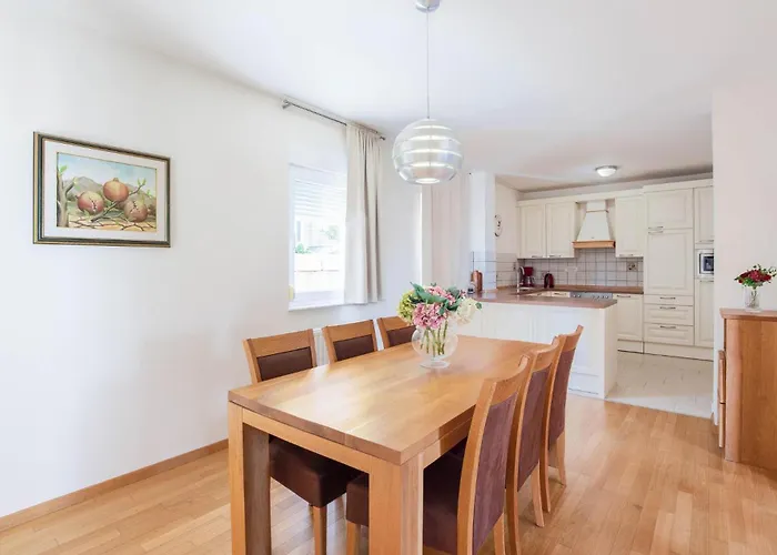 Cozy In With Sauna * מאקרסקה